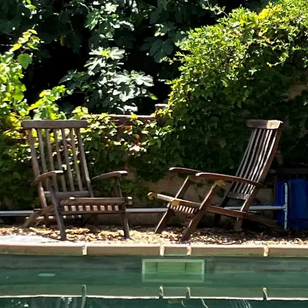Chambre, Terrasse Et Piscine De L'impasse Du Pressoir *